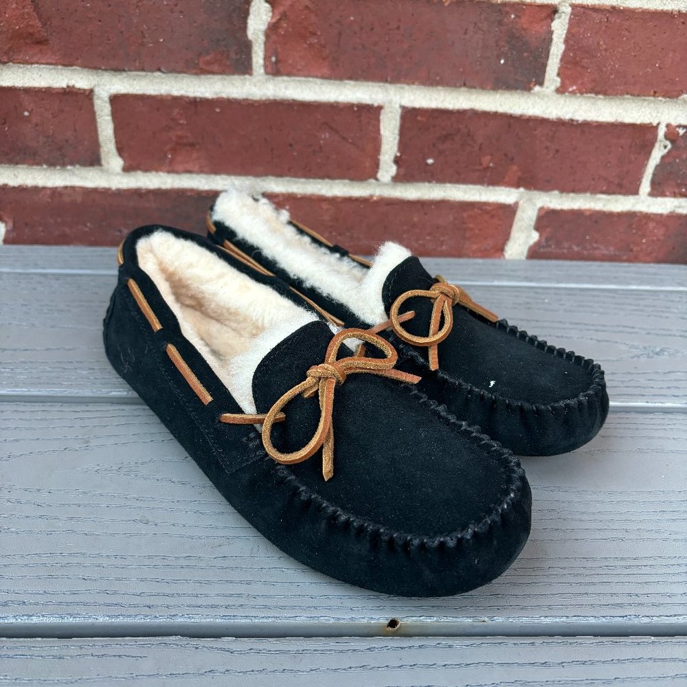 UGG Dakota Slipper